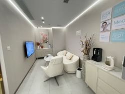 -佳慕皮肤管理连锁