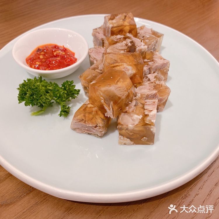 想来了很久的三凤桥客堂间