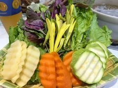 -原林野山菌火锅·炒菌(关上野生菌一条街店)