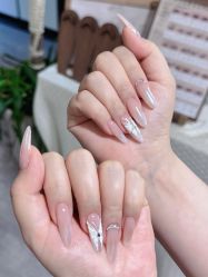 -HUII NAIL绘京美甲美睫会馆