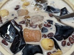 -RUXU入续糖水铺与包(卓悦中心店)