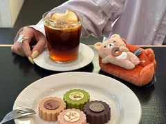 -Laderach 莱德拉(上海环贸iapm店)