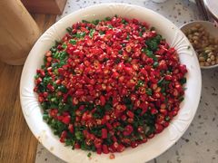 -兔行天下-鸿鹤鲜锅兔(中海国际店)