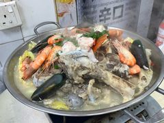 海鲜猪骨煲-凤城康记饭店