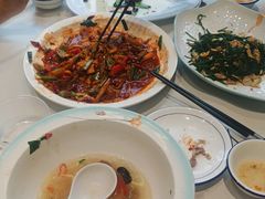 -民族手抓羊肉馆·滩羊手抓·烤全羊
