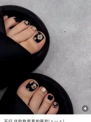 -安吉拉·纤纤玉指美甲美睫创意中心