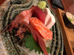 刺身种各二片时令-牛玄庵日式寿喜烧·料理店(新源里店)