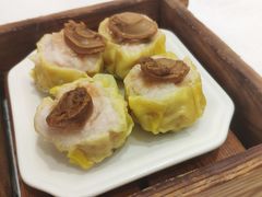 鲍鱼烧麦皇-龙悦湾酒家·八阵鱼生·渔人码头店