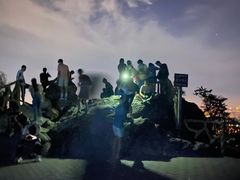 -鬼笑石后山停车场