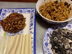 京酱肉丝-海碗居(王府井店)