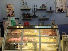 面包甜点陈列柜-李大牛和刘大力手作甜品(凯德店)