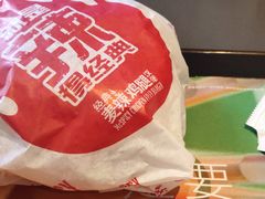 -麦当劳(卫星广场店)