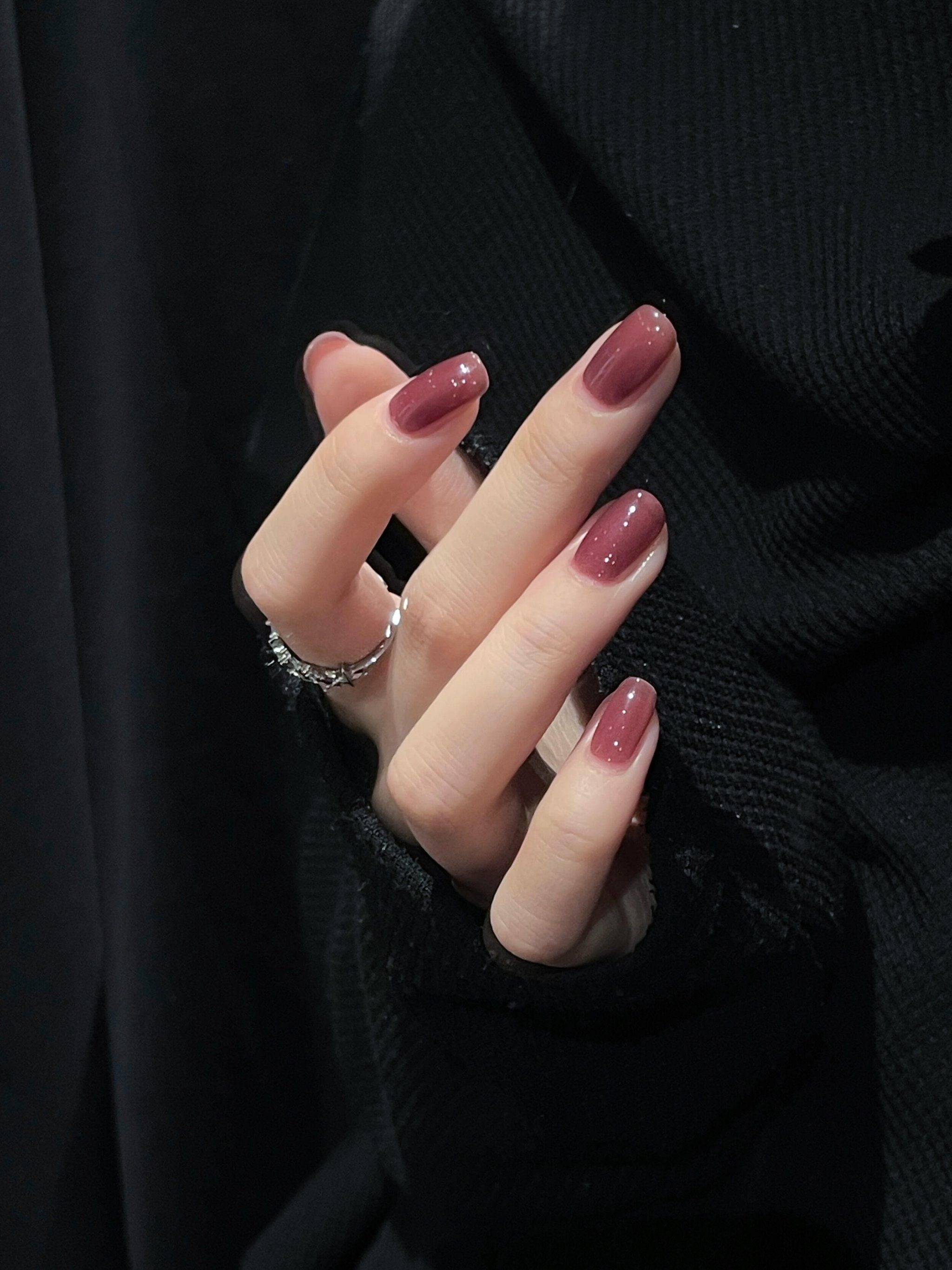 多肉葡萄🍇初秋的清冷梅子色美甲