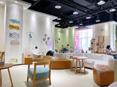 -藏猫猫咖啡主题馆(中央大道店)