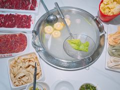 -浪里寻·臻牛养生牛肉火锅(方圆荟店)