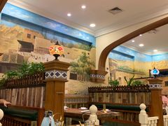 大堂-清真·玛丽亚新疆菜主题餐厅(浙江中路店)