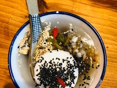 -野山舂·贵州现舂酸汤火锅(鸿通城店)