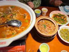 -魏铭鱼头捞饭(晋阳路店)
