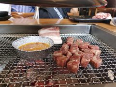 -肉甲韩国木炭烤肉(新壹街1店)