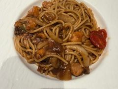 -必胜客(尹山湖歌林公园店)