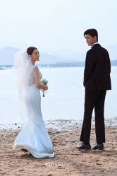 -至臻微拉婚纱摄影