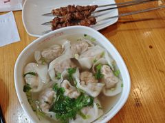 虾仁大馄饨-南城香·饭香串香馄饨香(赵公口店)