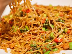 双椒鸡脆骨捞面-東舍食唐精品陕菜馆