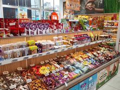 -来伊份(我格广场武宁路店)