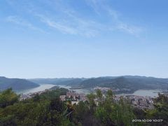 -三峡梯城