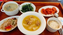 -大美母婴月子中心