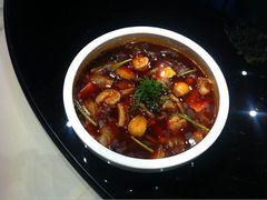 .jpg-马仕玖煲·融合菜·酥不腻烤鸭(人大店)