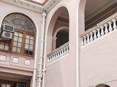 -香港大学
