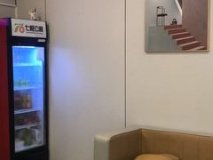 -七橙公寓(昌岗地铁站广州美术学院店)