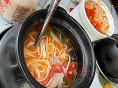-李记特色罐罐米线(重庆中环大厦店)
