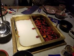 -尚尚仙·酸汤猪手·猪肚鸡火锅(华联万柳购物中心店)