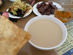 包尔萨克-努尔古丽奶茶