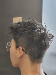 -藤野造型烫发染发