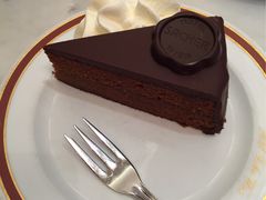 -Cafe Sacher(WIEN)