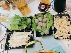 -云晓光头烧烤吧(德平路店)