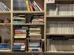 -斯多格书乡(北京大学畅春园店)