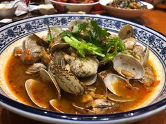 -琥珀老六龙虾(四里河店)
