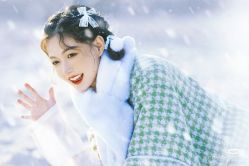 -盘子女人坊生日照·摄影馆(华强店)