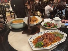 -誉八仙粤菜(万象天地店)