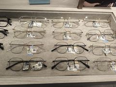 -博士眼镜(青岛城阳万象汇店)