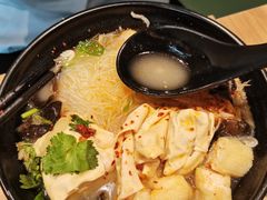 -小杨生煎(金山百联购物中心3楼店)