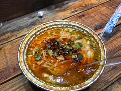 -花儿姐与战哥的美食档