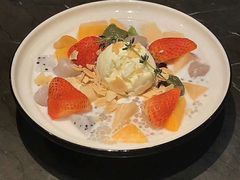 -静香HOUSE·全时段融合餐厅(七星欢乐颂店)