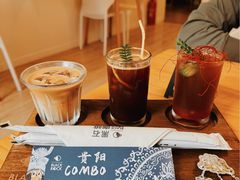 -黑石咖啡(小十字店)