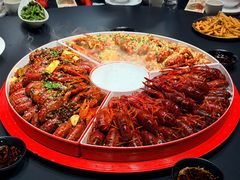 -肥肥虾庄·金牌油焖大虾(杨园滨江时代walk店)