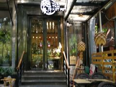 露天位-樾餐厅泰式海鲜火锅(民歌湖店)